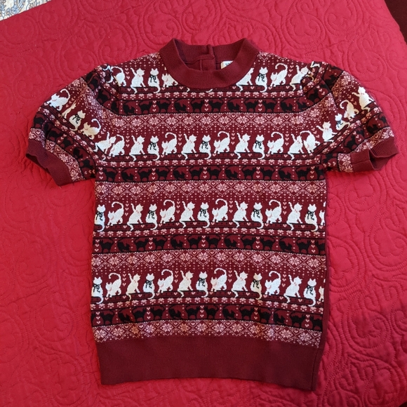 Unique Vintage Sweaters - The cutest cat sweater